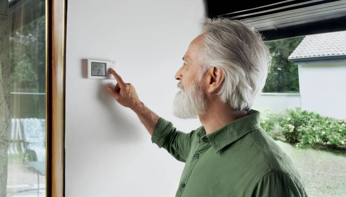 Monitoring Your Home Battery: The Best Apps and Dashboards